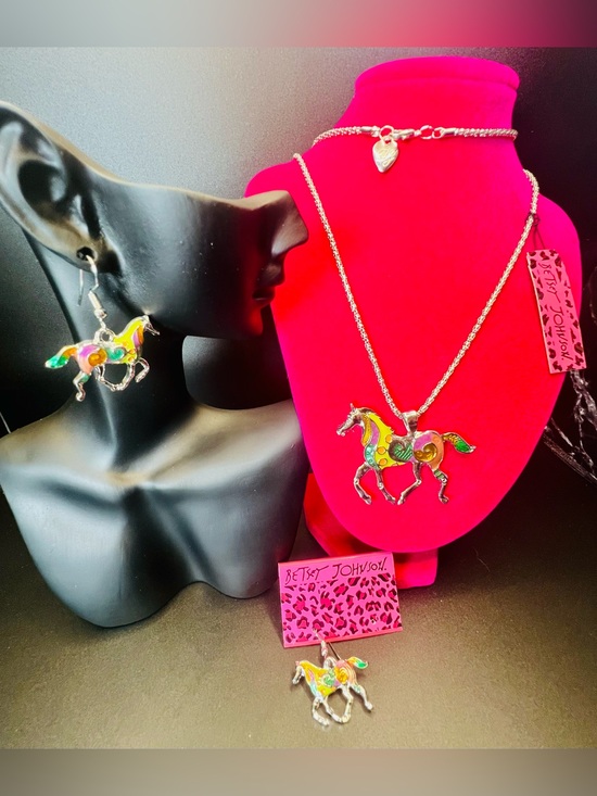Betsey Johnson Jewelry - Betsey Johnson Silver Tone Enamel Horse Pendant Necklace & Earrings Set NWT 🎠